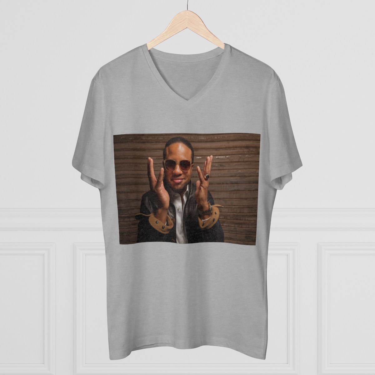 Men’s Presenter V-neck - Image 9